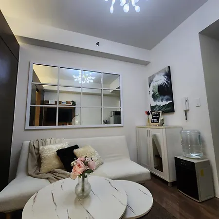 Julie'S Place